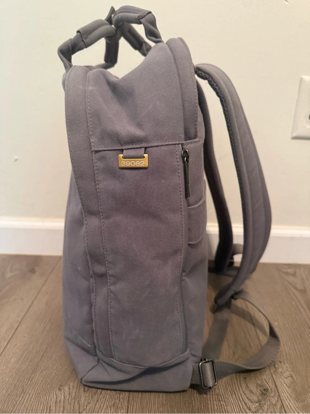 Day Owl selling this